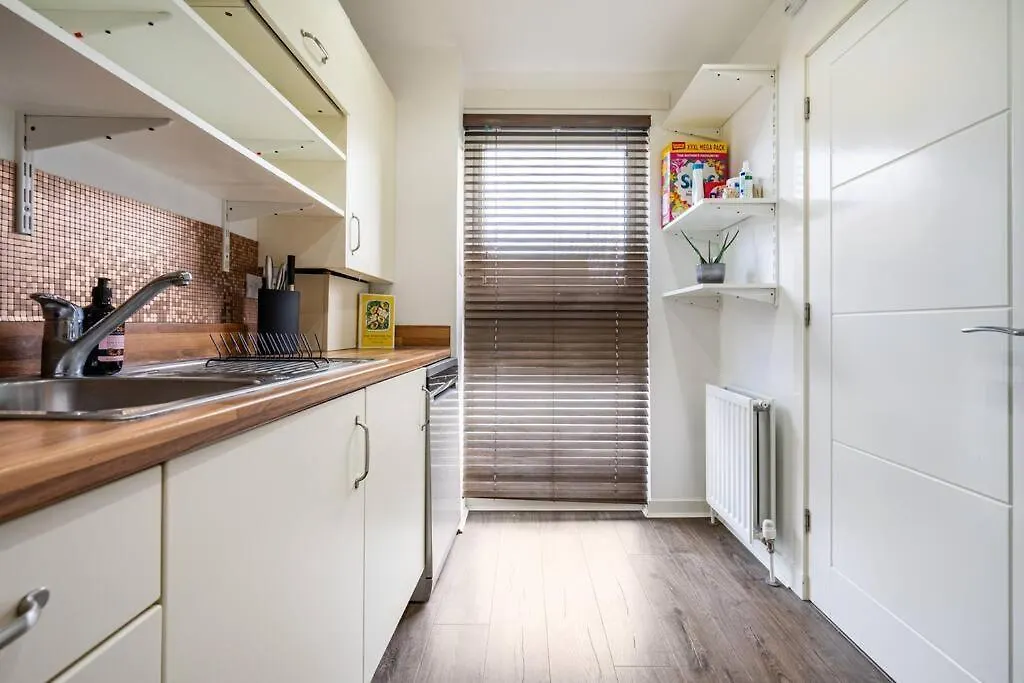 Bright, Modern 2 Bedroom House With Free Parking! Edinburgh United Kingdom